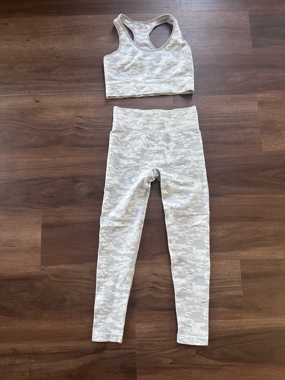 Light Gray/White “army” workout fit